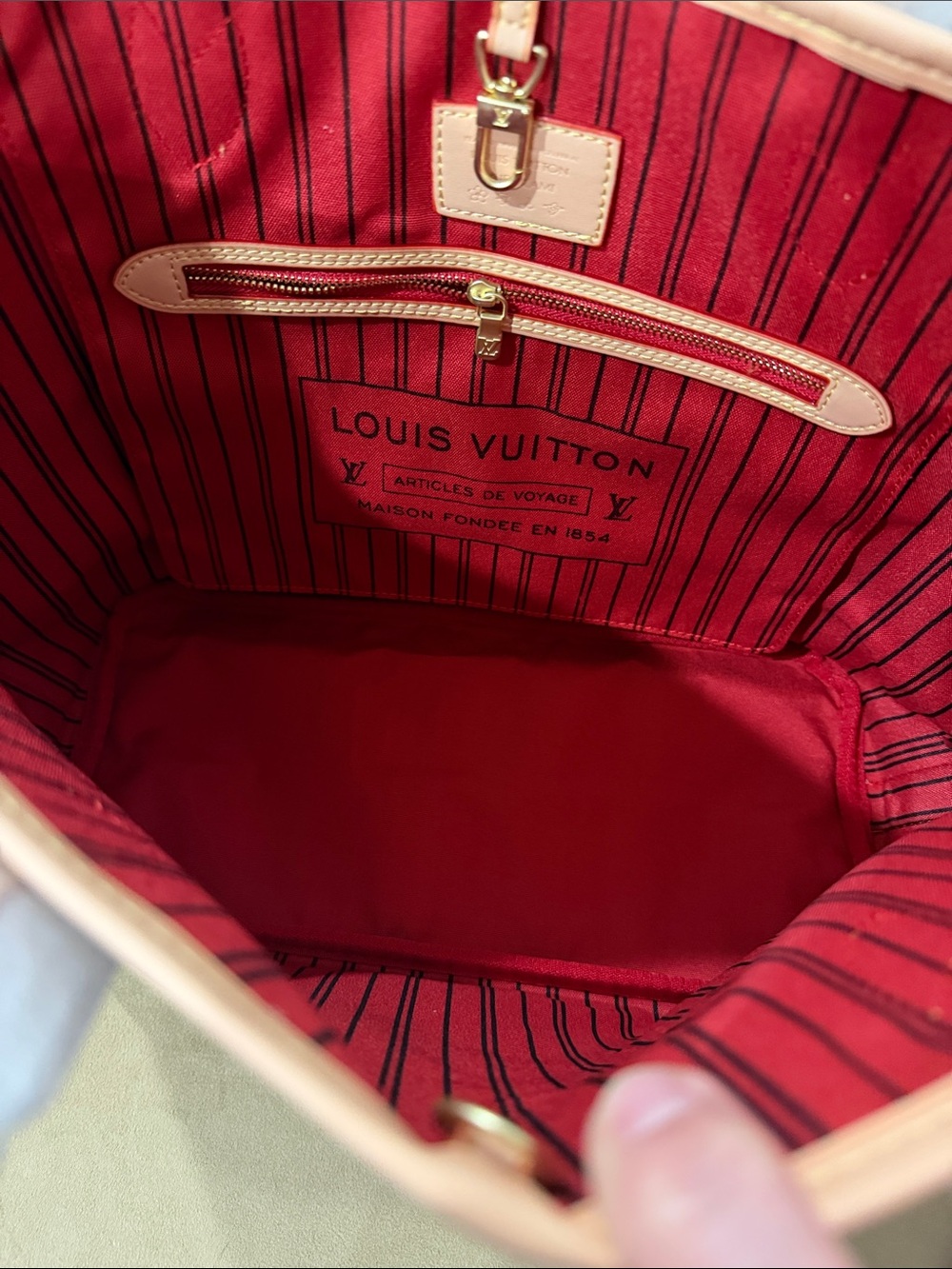 LV Cherry Monogram Neverfull MM - Brown & Red - Picture 3 of 3